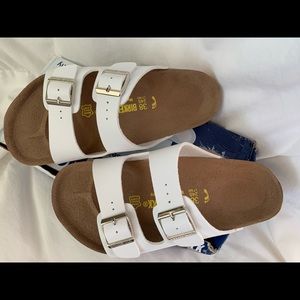 New Birkenstocks Arizona White size 38 (7.5-8)